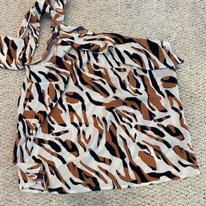 Nine West Brown and Black Animal Print Blouse Tank Top Off shoulder
